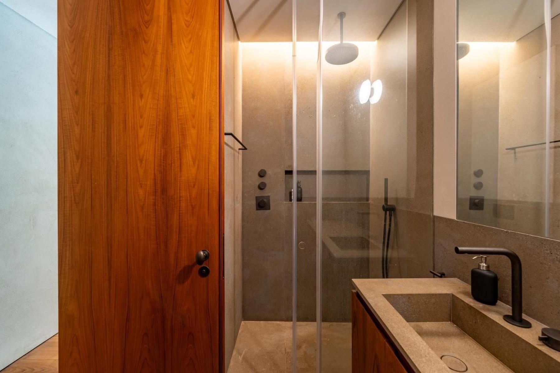 Sacramento House *
